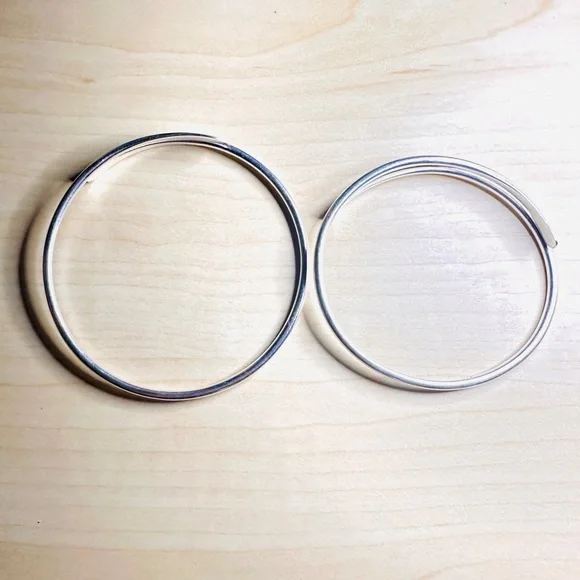Sterling 925 Bypass Bangle - Flexible Sizing 6.5-9” - Picture 2 of 3